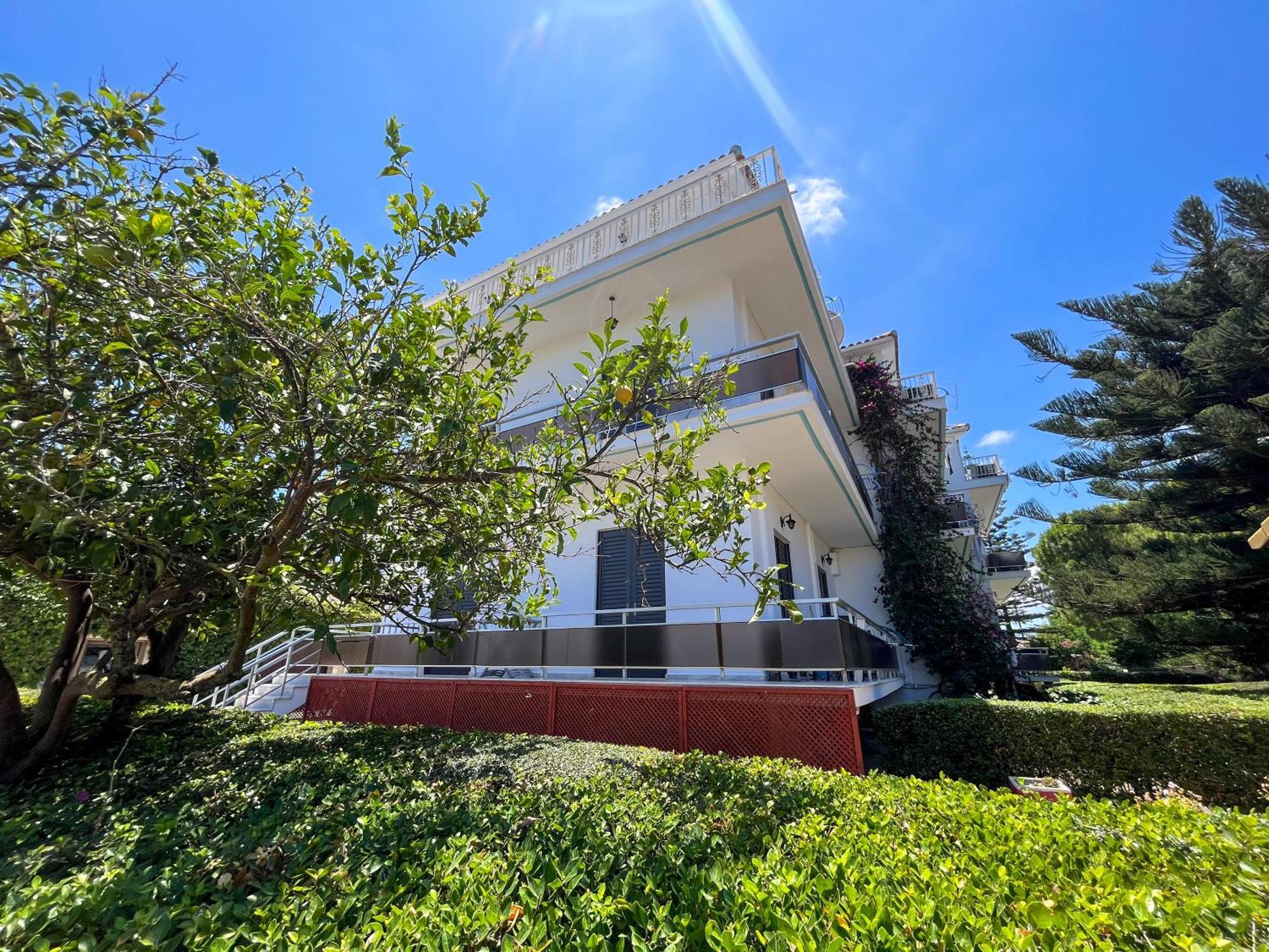 Pettas Apartments Zakynthos Town Exterior photo