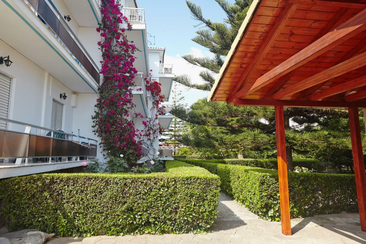 Pettas Apartments Zakynthos Town Exterior photo